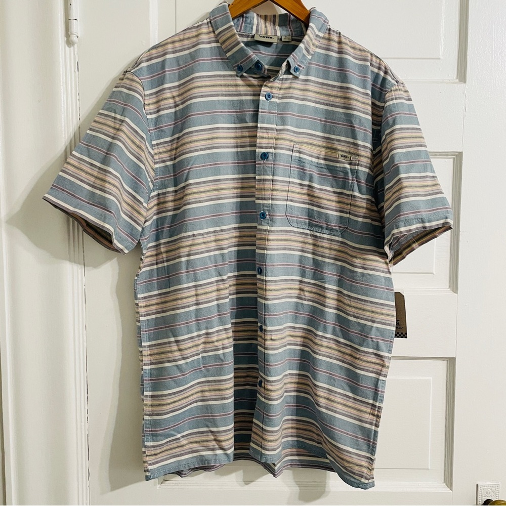 NWT Vans off the Wall Siesta Stripe Captains Blue Short Sleeve Button Down Shirt